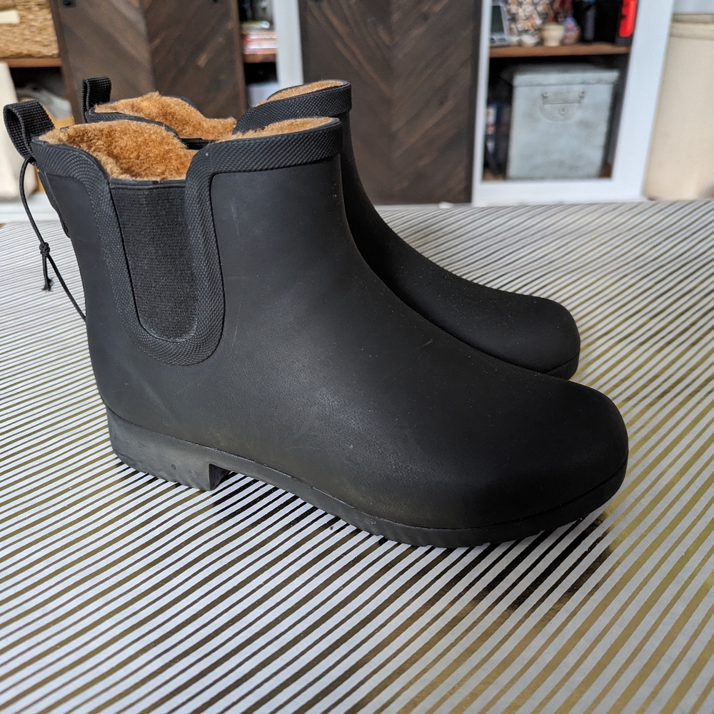 Chooka Chelsea Rain boot size 8